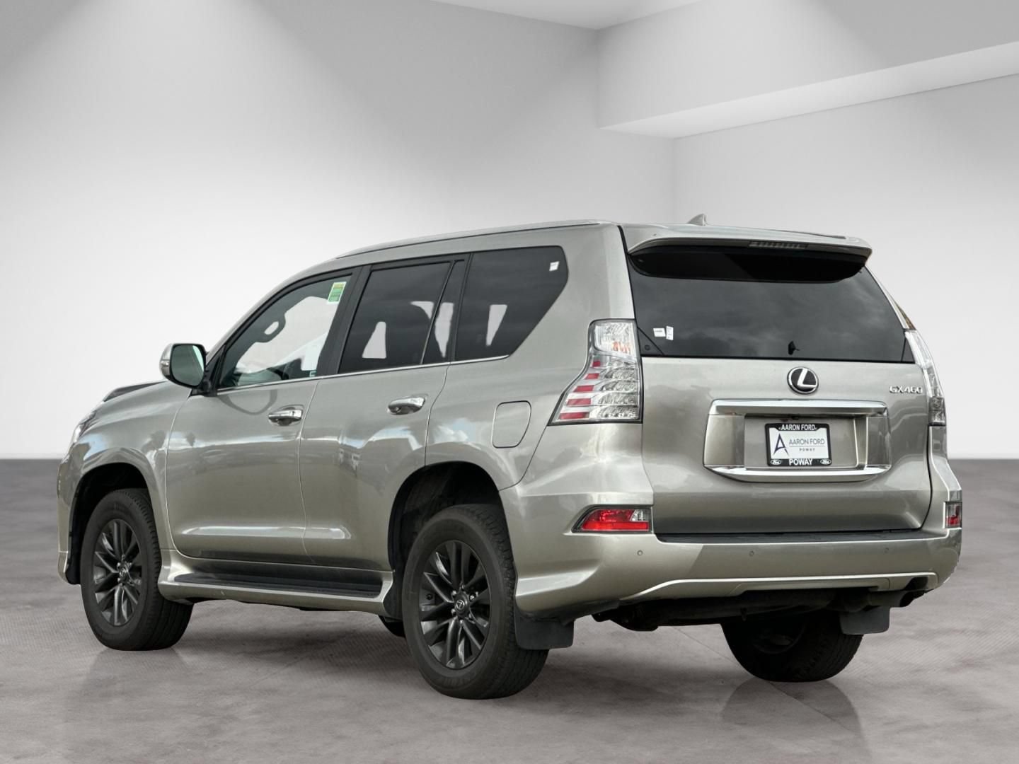 Used 2023 Lexus GX 460 Premium w/ Premium Package AWD/4WD image 4