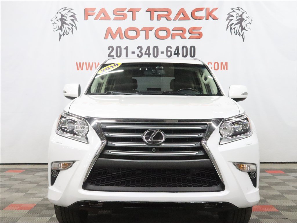 Used 2019 Lexus GX 460 Luxury AWD/4WD image 2