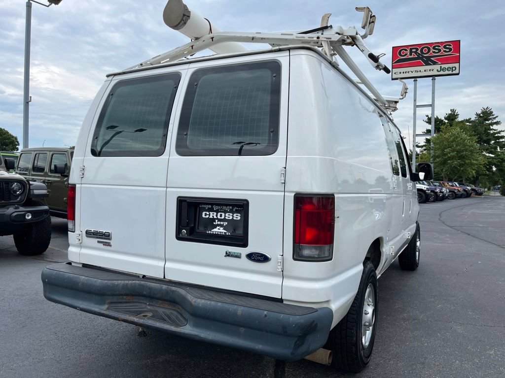 Used 2012 Ford E-250 and Econoline 250 w/ Commercial Cargo Van Pkg RWD image 3