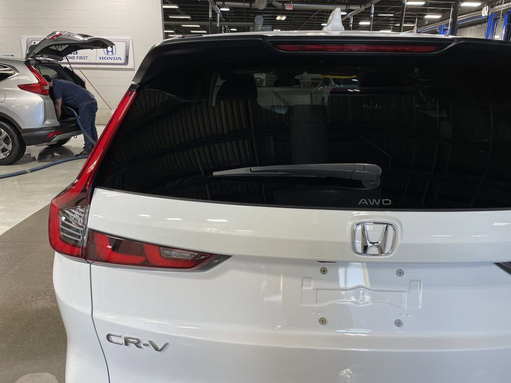 Used 2023 Honda CR-V EX image 10