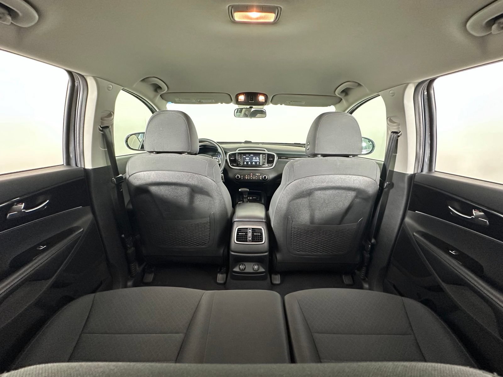 Used 2020 Kia Sorento FWD V6 image 28