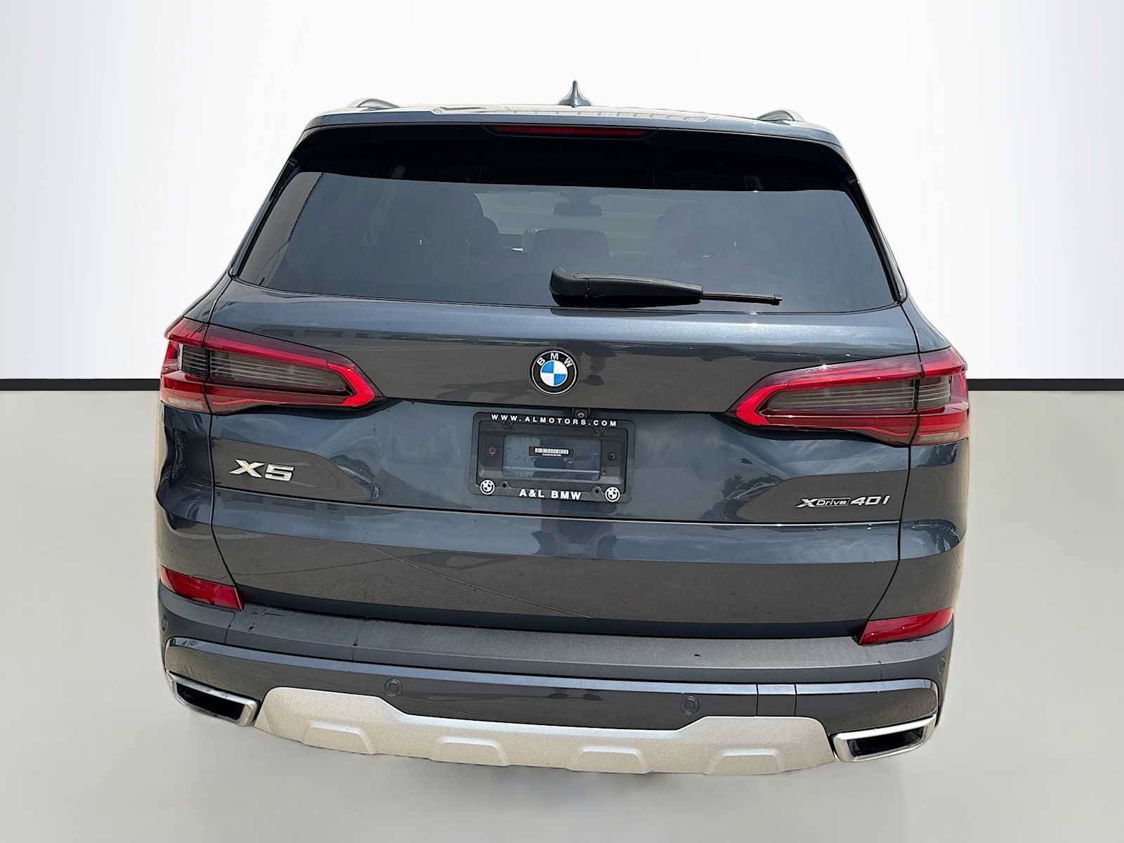Used 2020 BMW X5 xDrive40i w/ Convenience Package AWD/4WD image 4