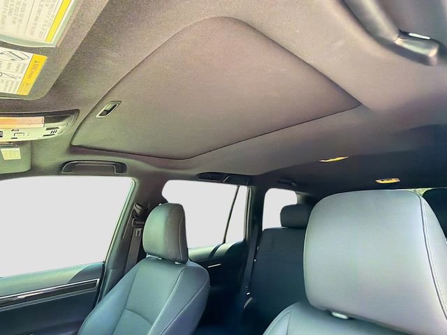 Used 2020 Lexus GX 460 Premium w/ Premium Package image 28