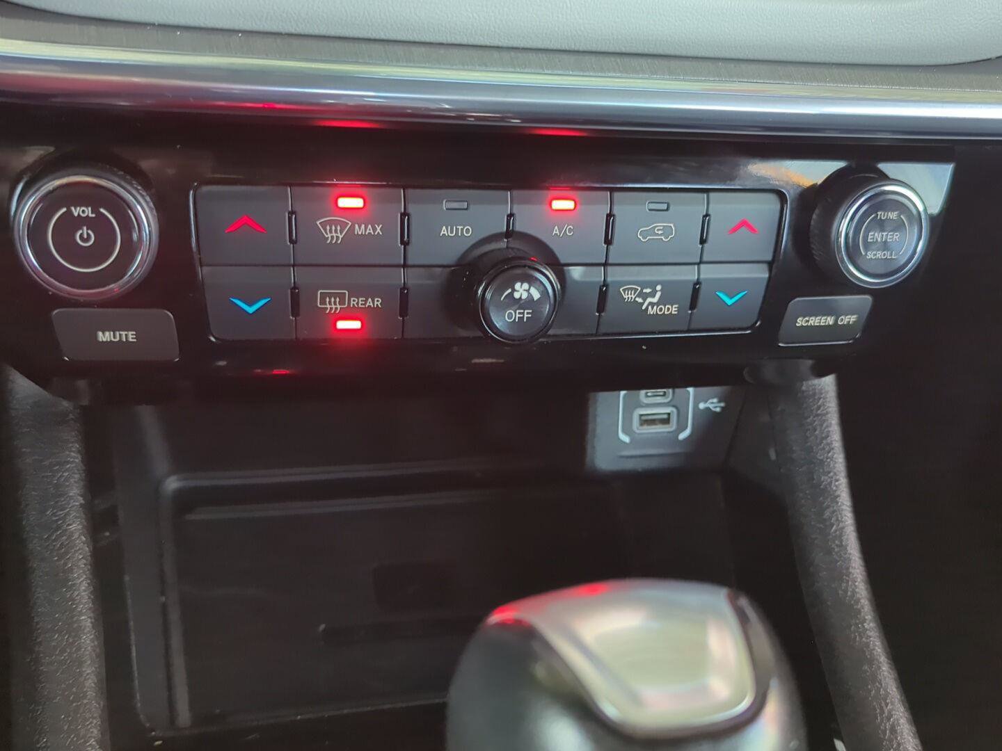 Used 2023 Jeep Compass Limited w/ Elite Group image 26