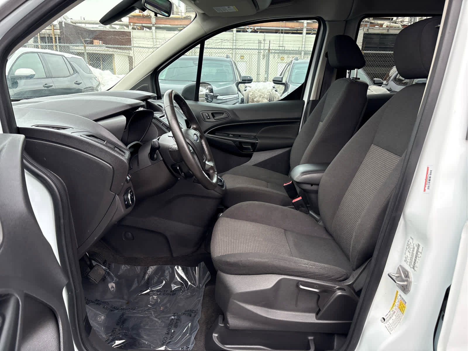 Used 2017 Ford Transit Connect XL image 18