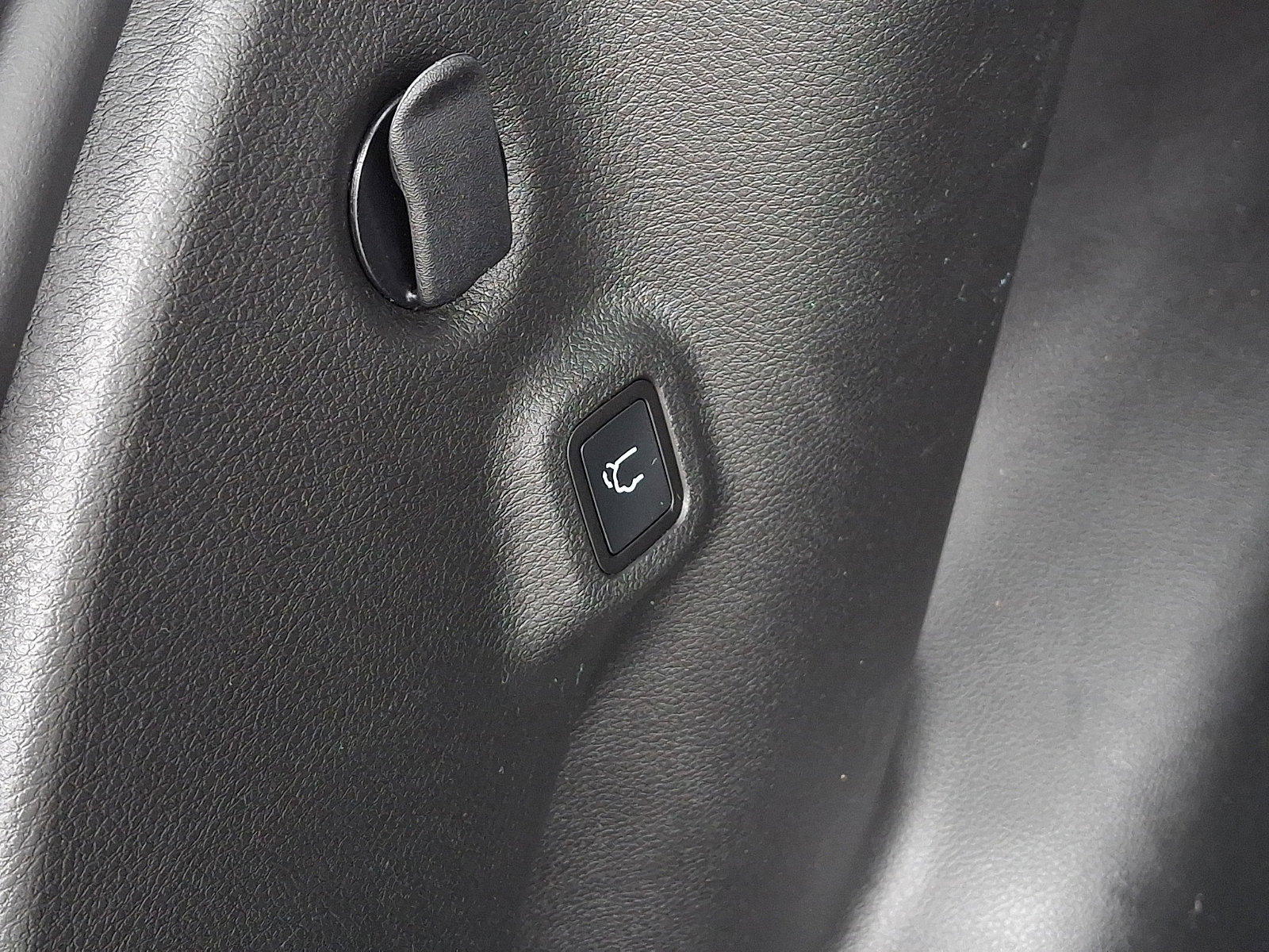 Used 2022 Jeep Compass Latitude w/ Sun and Sound Group image 33