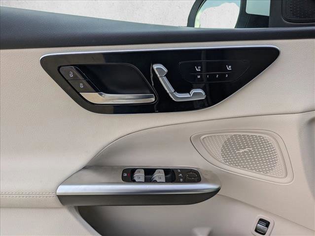 Certified 2025 Mercedes-Benz C 300 Sedan image 15