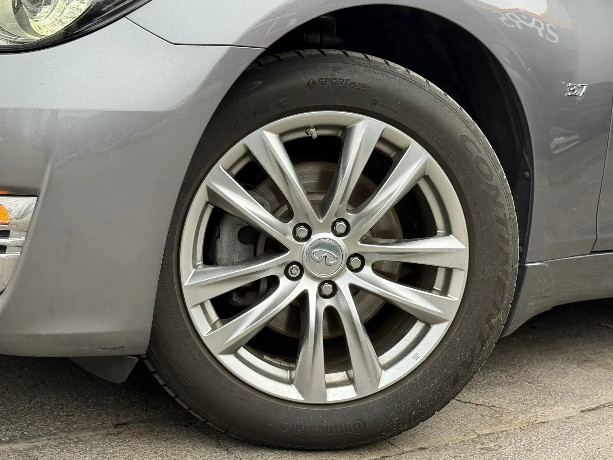 Used 2015 INFINITI Q70 3.7 image 52