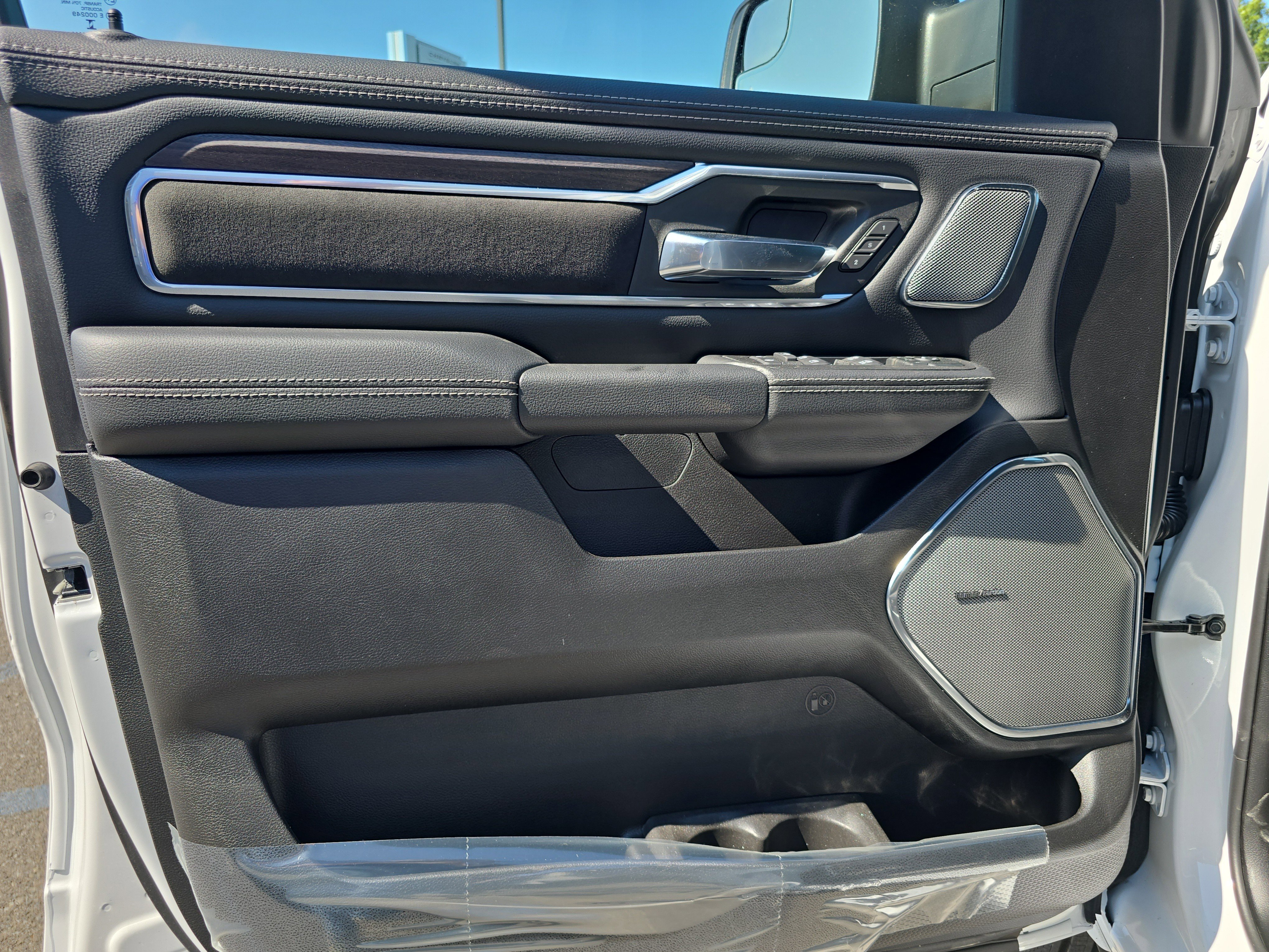 New 2026 RAM 1500 Laramie image 17