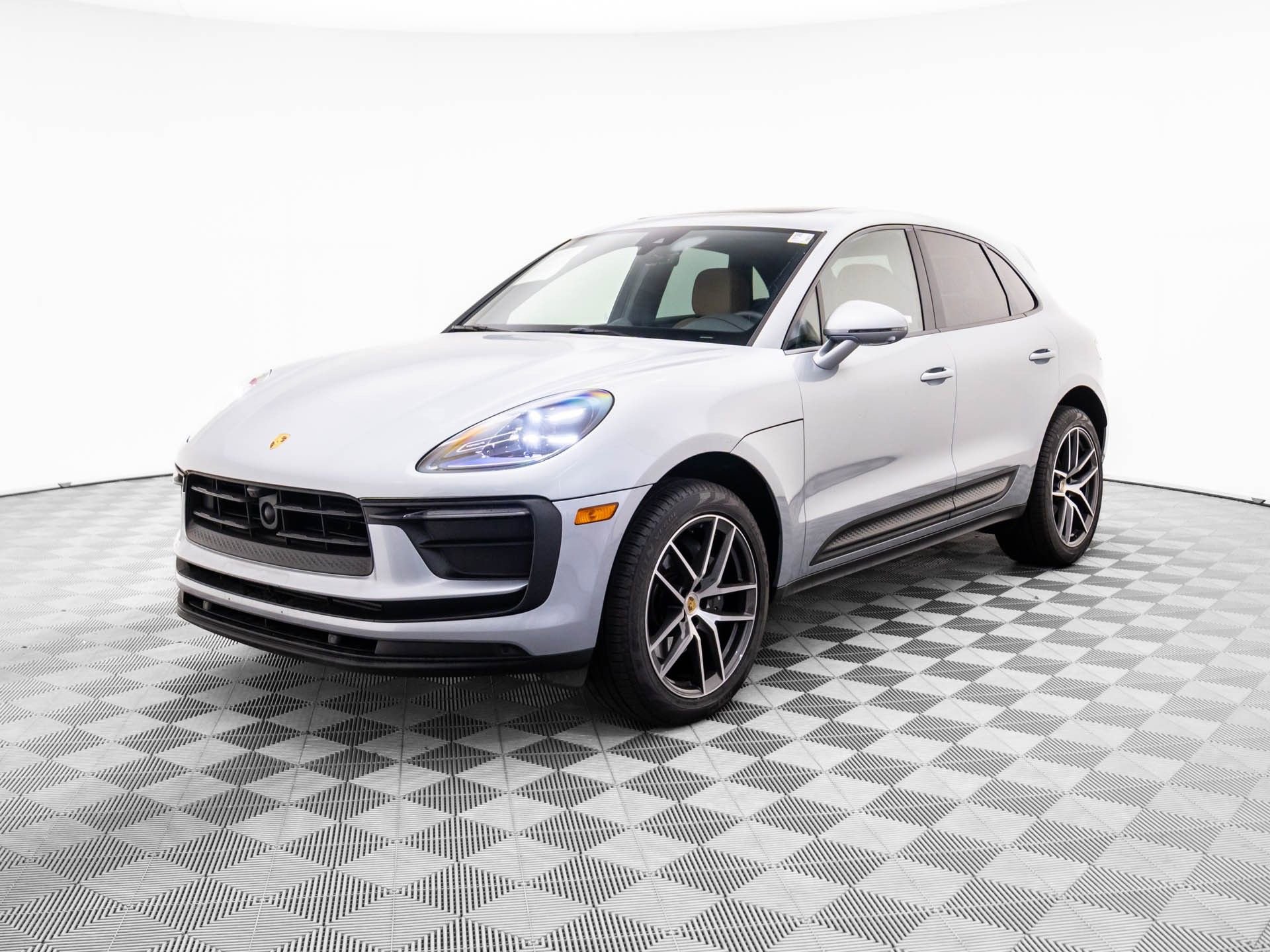 Used 2025 Porsche Macan