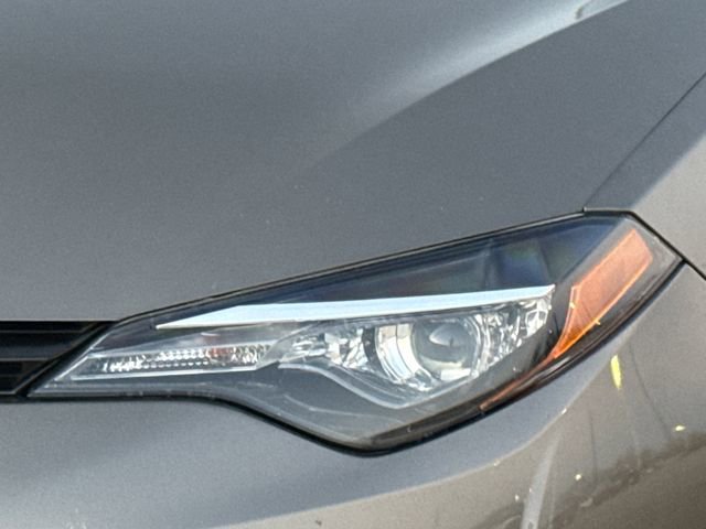 Used 2017 Toyota Corolla LE image 4