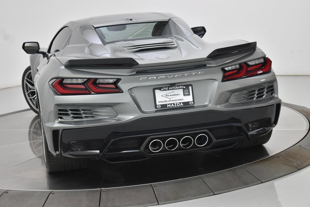 Used 2024 Chevrolet Corvette Z06 RWD image 14