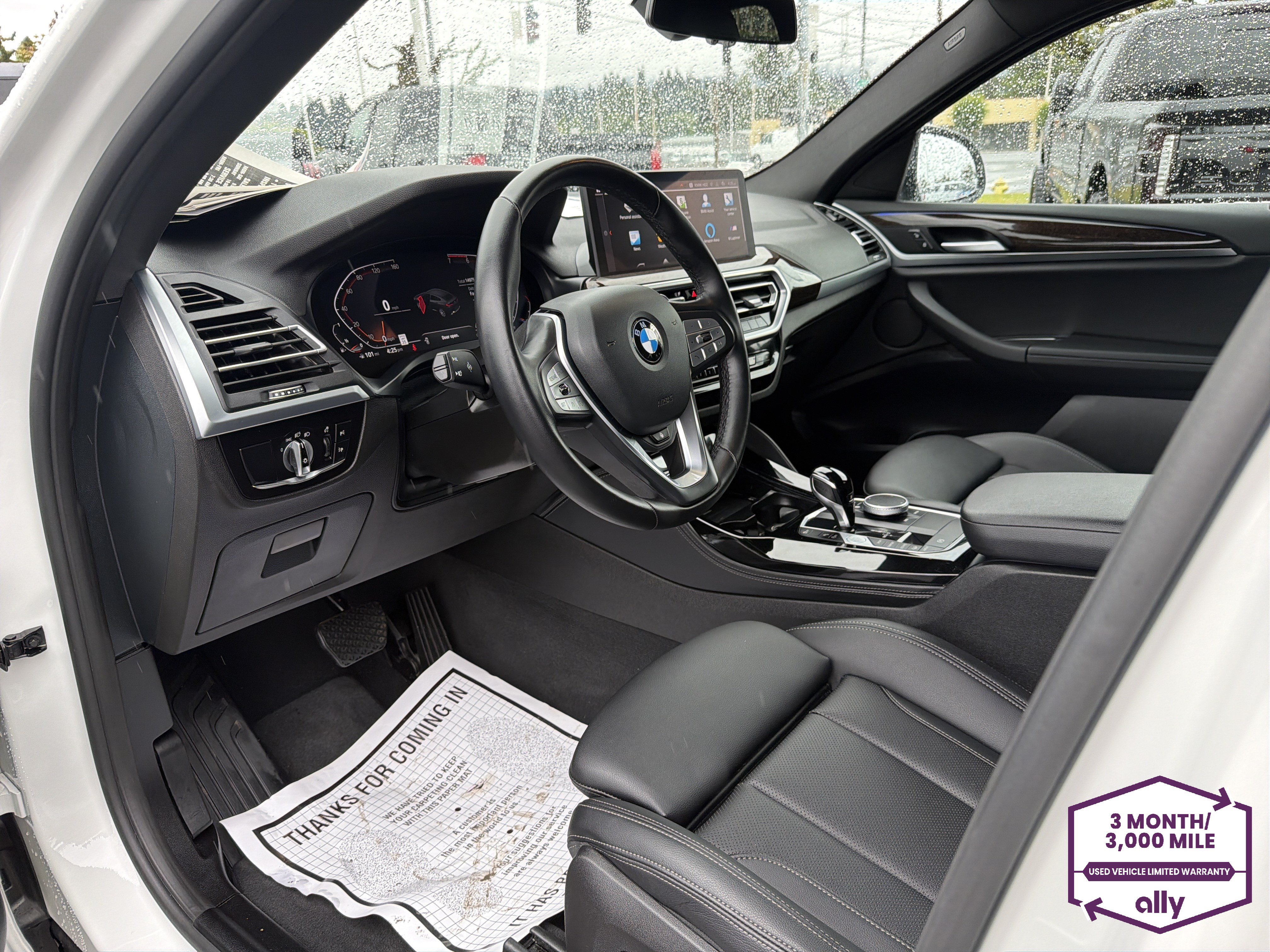 Used 2025 BMW X4 xDrive30i AWD/4WD image 9