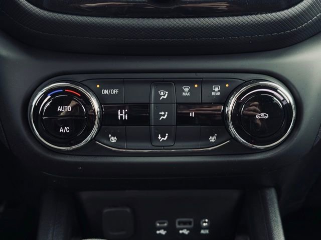 Used 2023 Chevrolet TrailBlazer LT w/ Convenience Package image 30