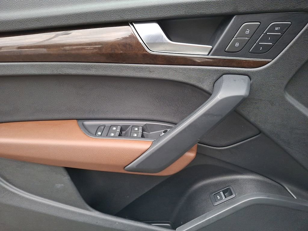 Used 2018 Audi Q5 2.0T Premium Plus w/ Premium Plus Package image 8