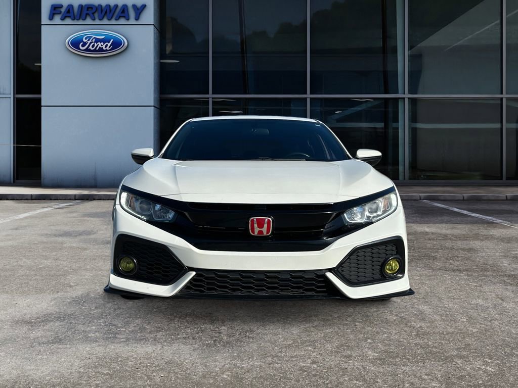 Used 2017 Honda Civic Sport image 2