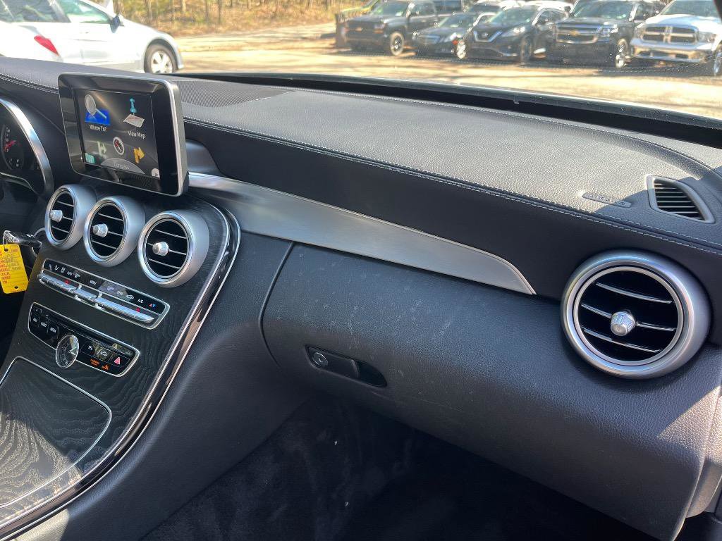 Used 2017 Mercedes-Benz C 300 Coupe image 32