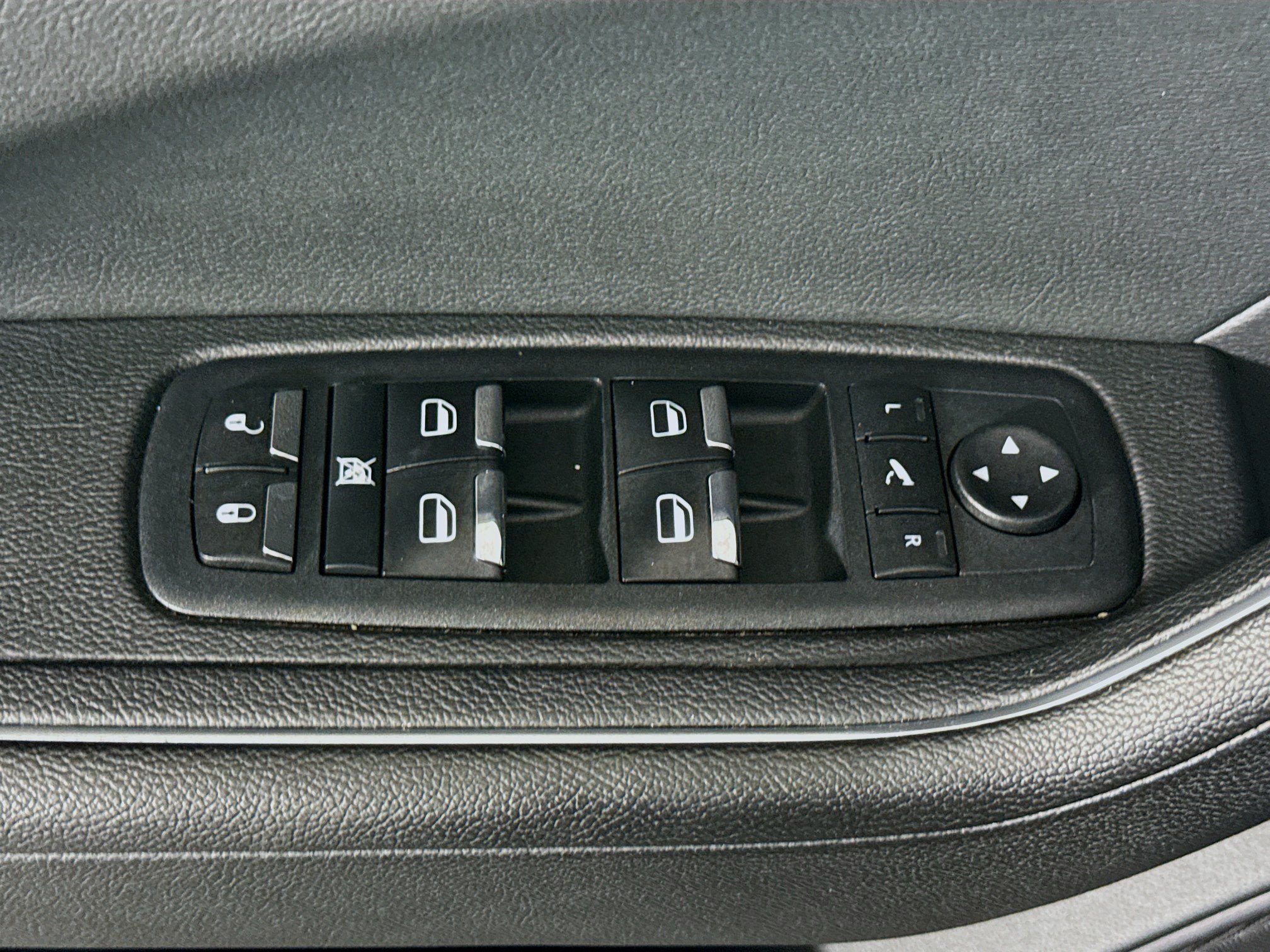 Used 2023 Maserati Levante GT AWD/4WD image 24