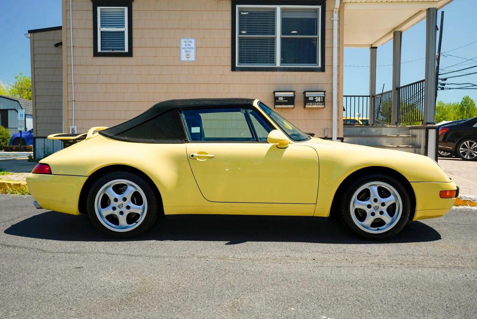 Used 1997 Porsche 911 Carrera RWD image 13