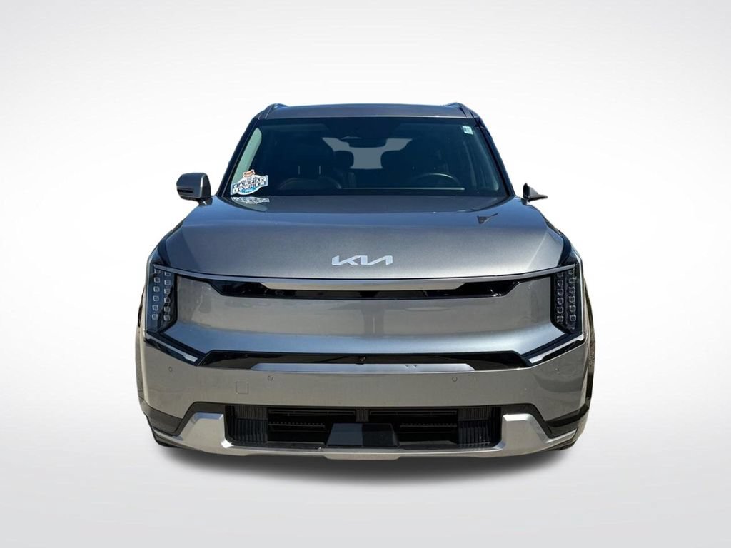 Used 2024 Kia EV9 Land AWD/4WD image 10