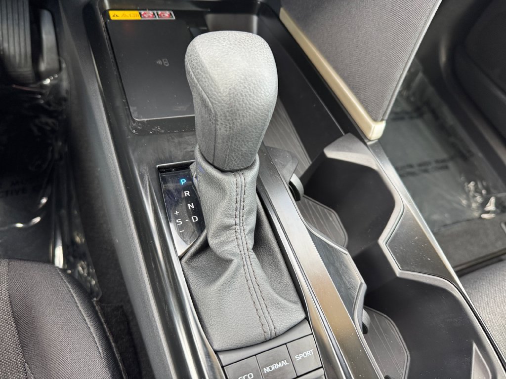 Certified 2025 Toyota Camry LE w/ Convenience Package FWD image 25