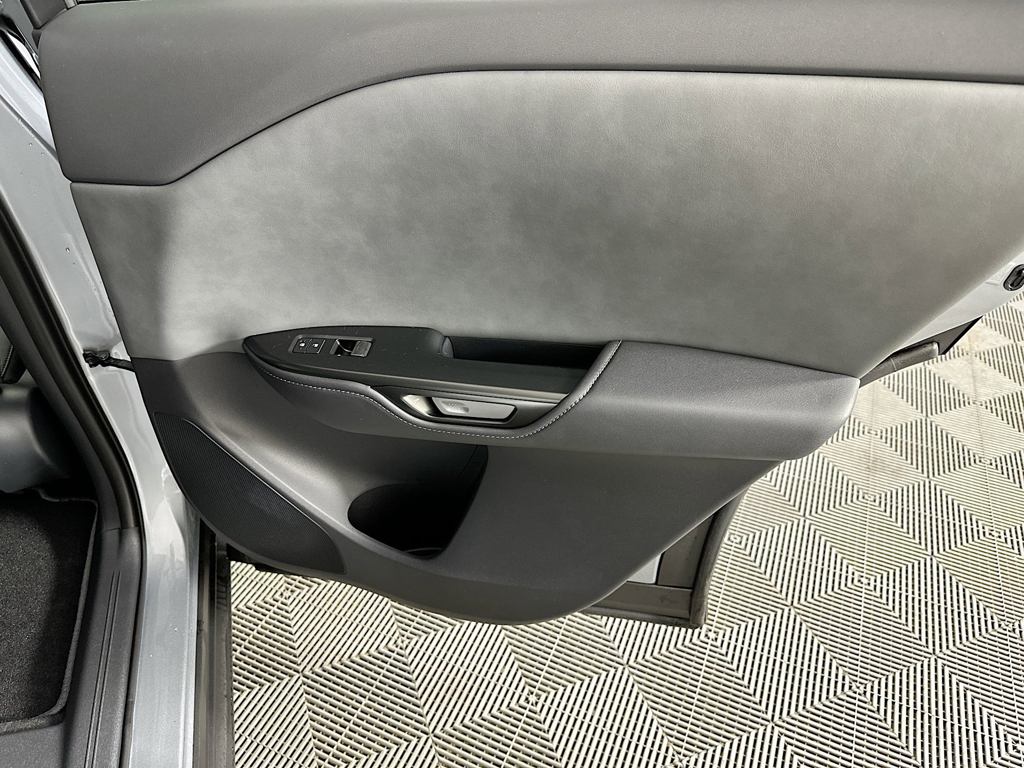 New 2026 Lexus RZ 450e AWD image 30