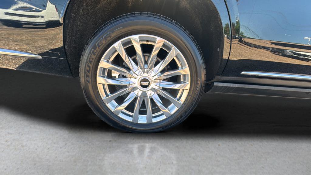 Used 2021 Cadillac Escalade Premium Luxury w/ Driver Assist Tech Package AWD/4WD image 20