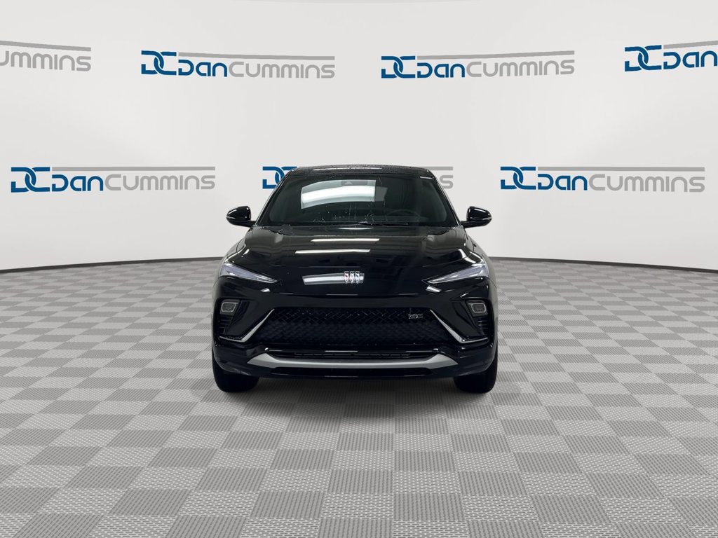 Used 2025 Buick Envista Sport Touring w/ Convenience I Package FWD image 3