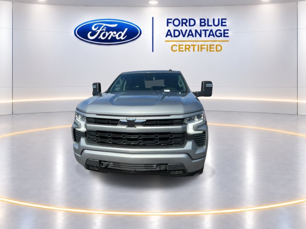 Used 2024 Chevrolet Silverado 1500 RST w/ Max Trailering Package AWD/4WD image 4