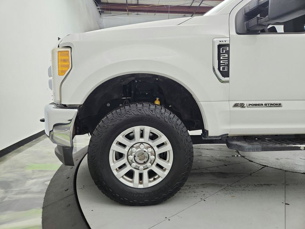 Used 2019 Ford F250 XLT w/ Snow Plow Prep Package AWD/4WD image 57