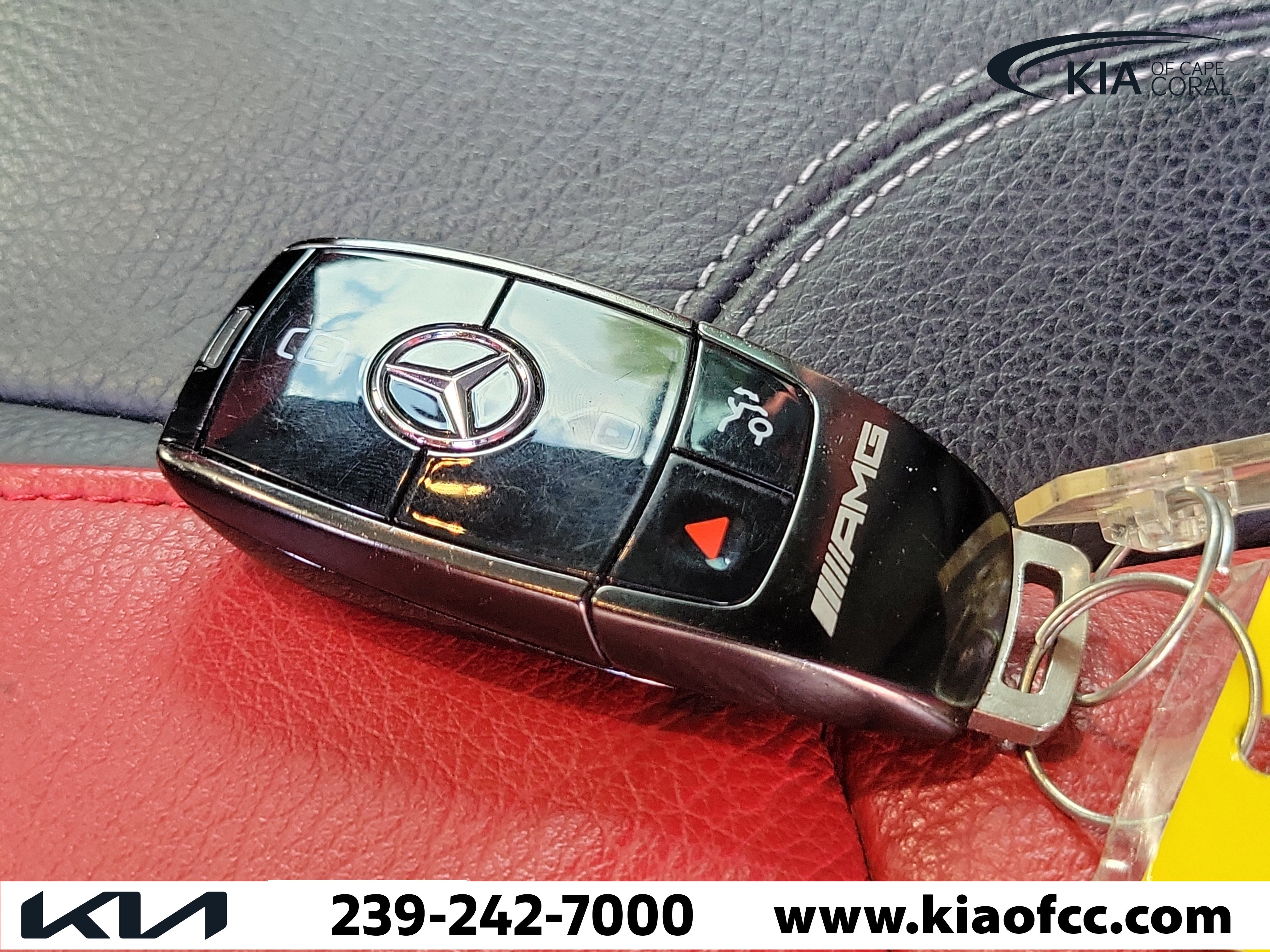Used 2022 Mercedes-Benz GLB 35 AMG 4MATIC image 29