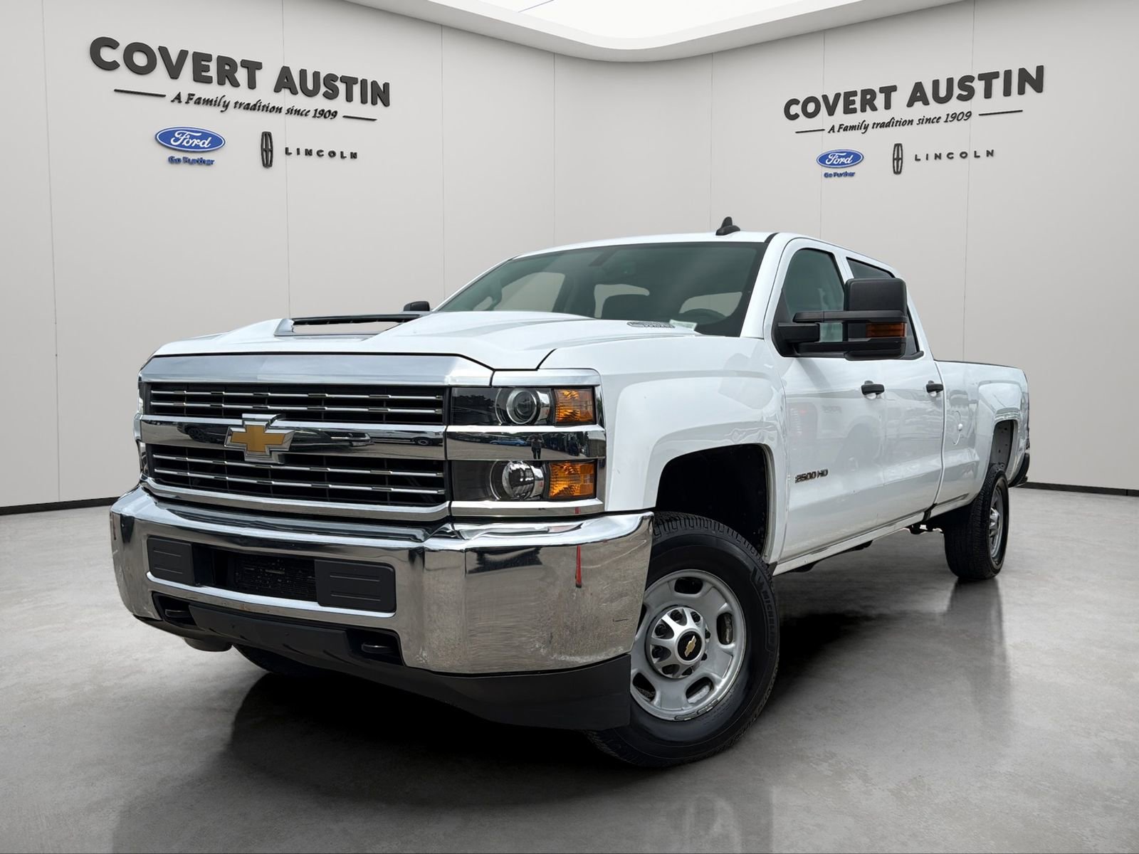 Used 2018 Chevrolet Silverado 2500 W/T w/ WT Convenience Package RWD image 1