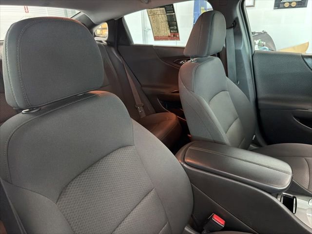 Used 2016 Chevrolet Malibu LT FWD image 27