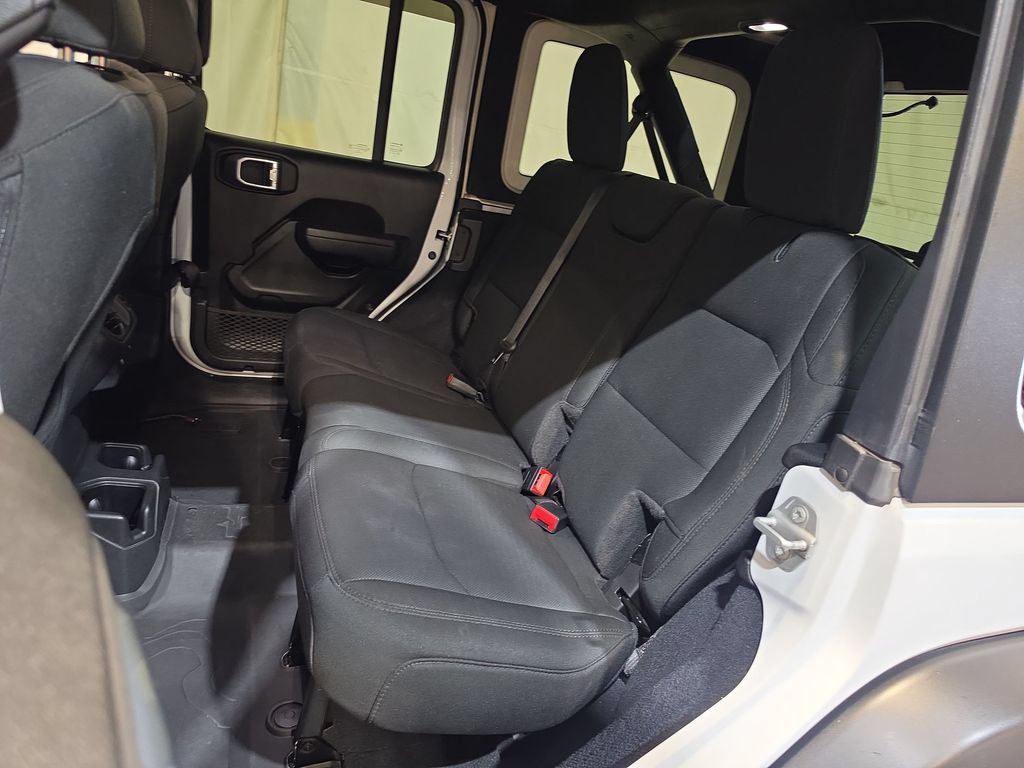 Used 2022 Jeep Wrangler Unlimited Sport AWD/4WD image 23