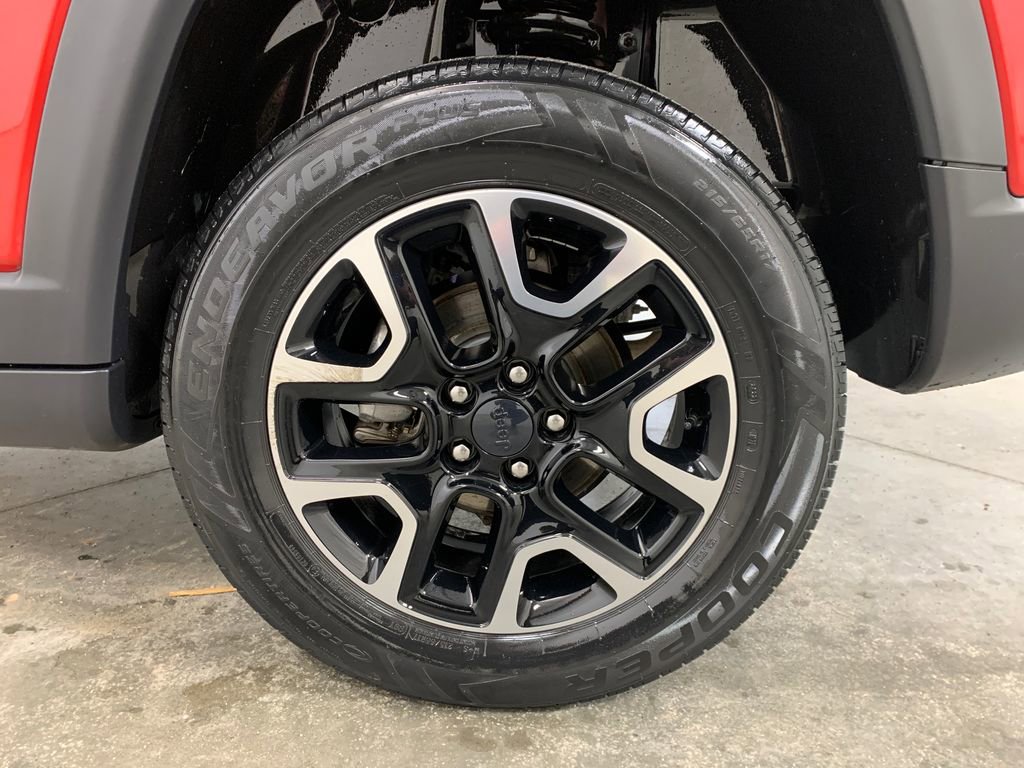 Used 2019 Jeep Compass Trailhawk image 20