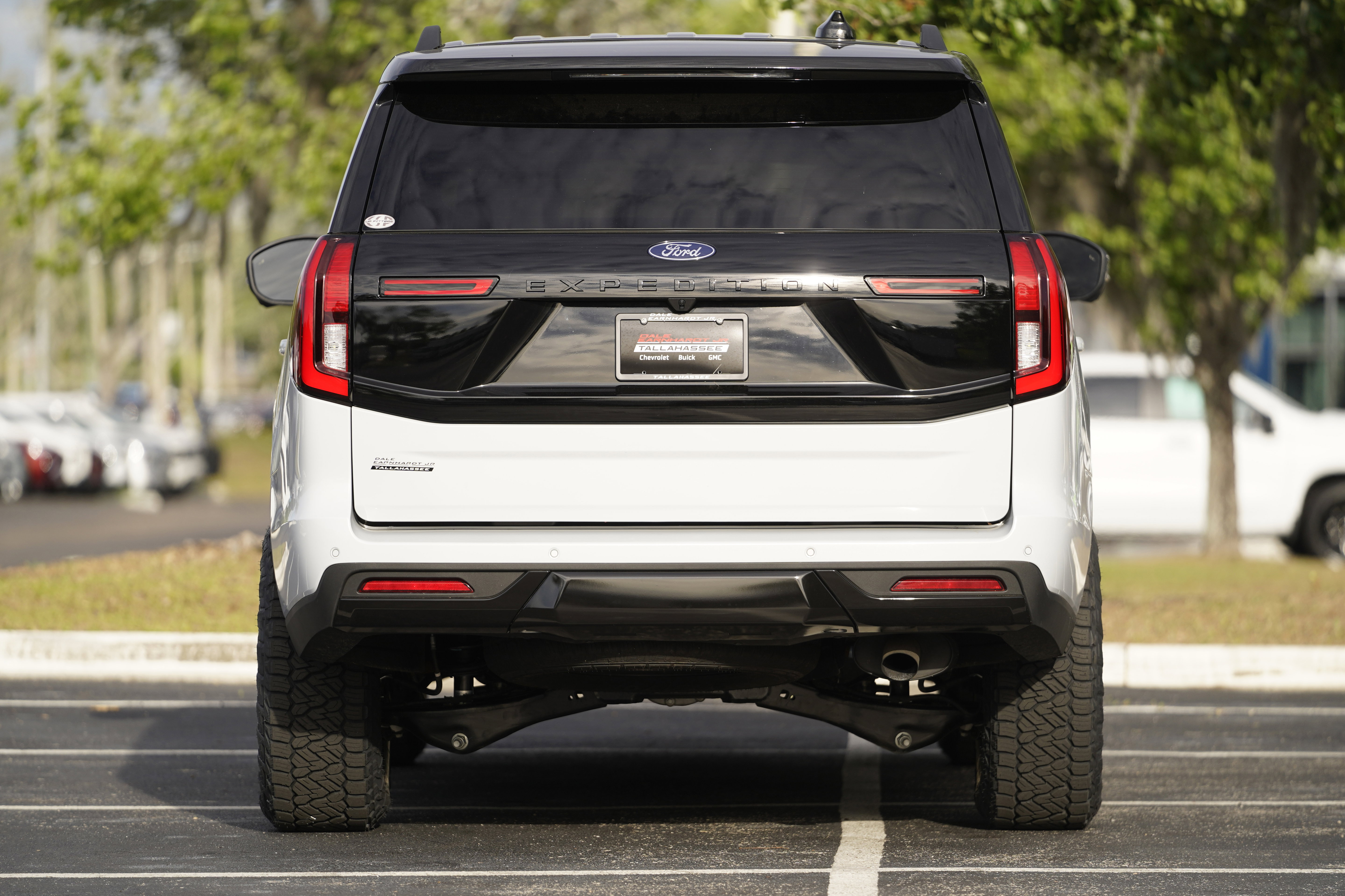 Used 2026 Ford Expedition Platinum AWD/4WD image 9