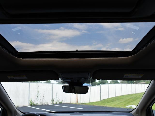 Certified 2024 Honda Odyssey Touring image 30