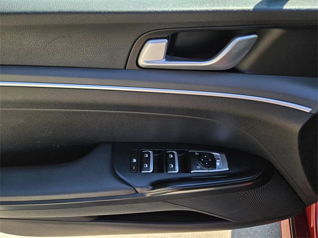 Used 2022 Kia K5 LXS image 16