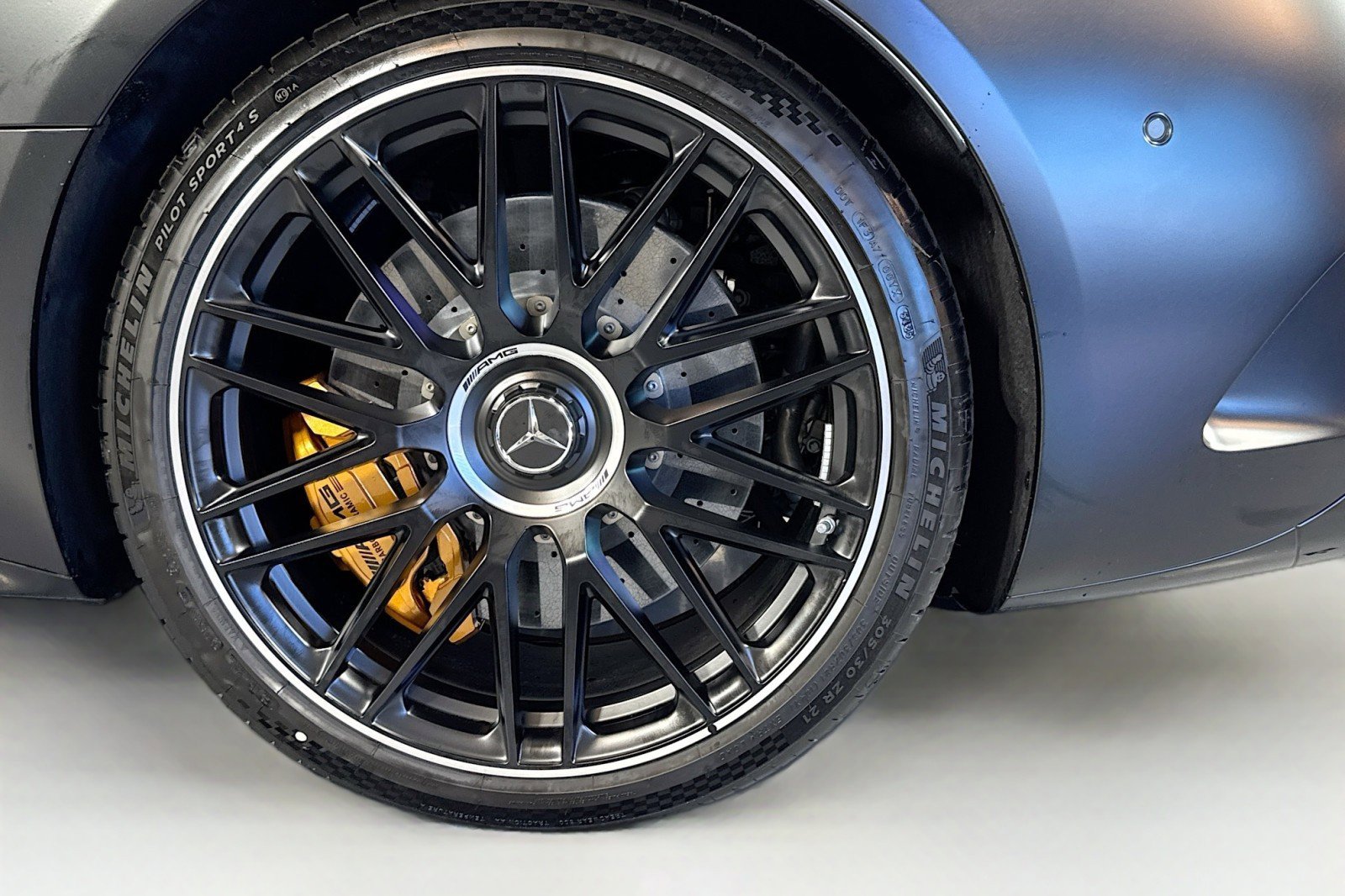 New 2026 Mercedes-Benz SL 63 AMG S e Performance 4MATIC image 27