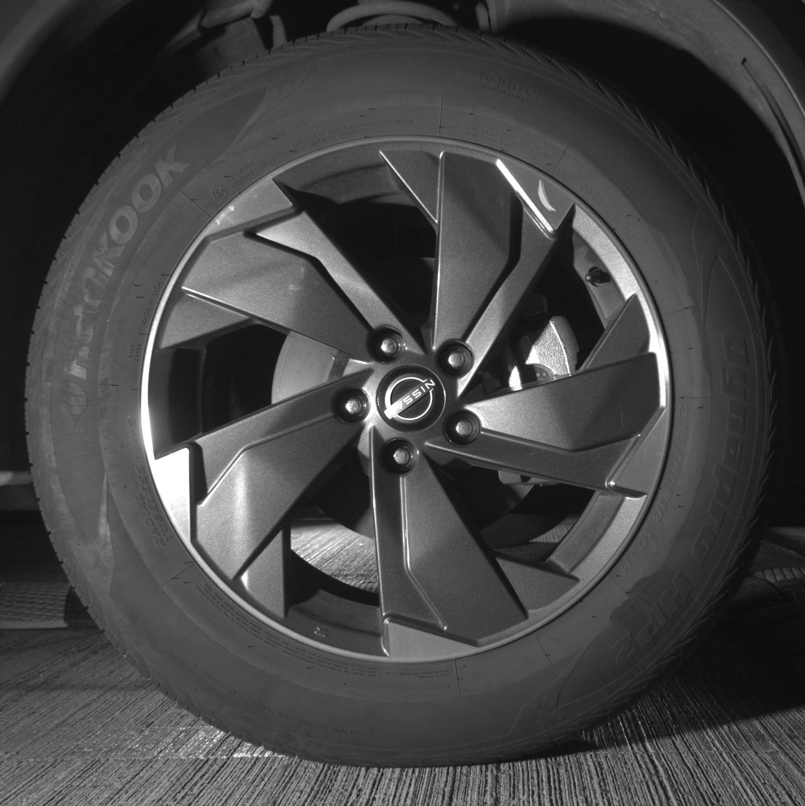 Used 2025 Nissan Rogue SV image 13