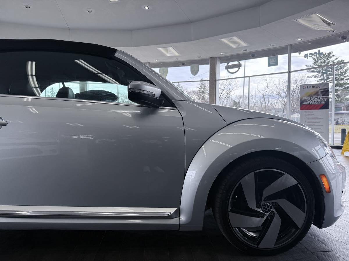Used 2015 Volkswagen Beetle 1.8T FWD image 4