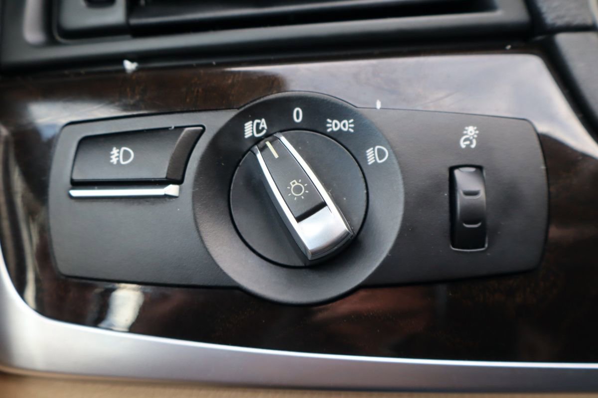 Used 2015 BMW 528i xDrive Sedan image 29