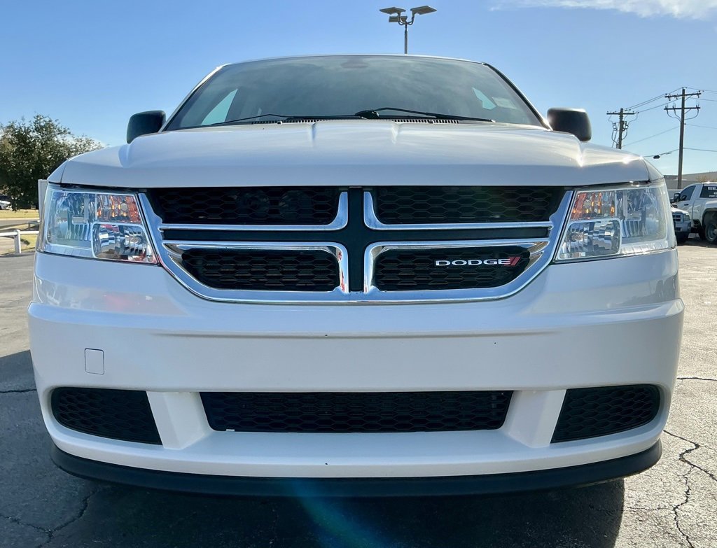 Used 2020 Dodge Journey SE image 9