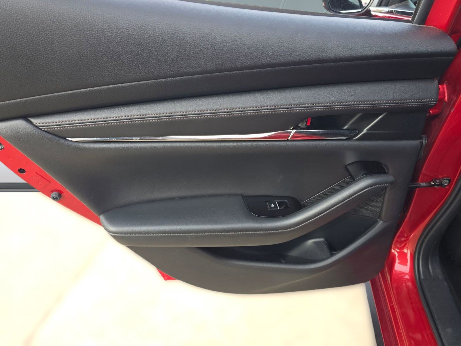 Used 2021 MAZDA MAZDA3 s image 27