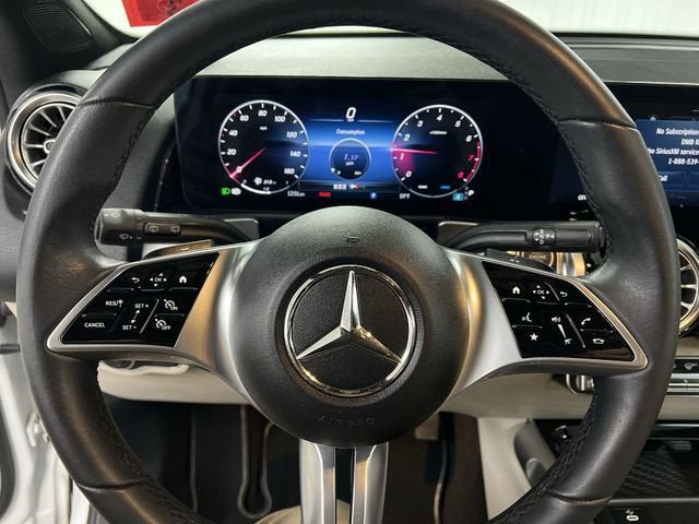 Used 2024 Mercedes-Benz GLB 250 4MATIC image 11