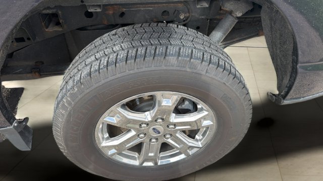 Used 2021 Ford F150 Lariat w/ Equipment Group 502A High AWD/4WD image 9