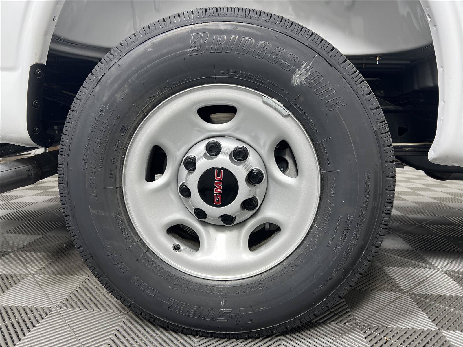 New 2025 GMC Savana 2500 w/ Driver Convenience Package RWD image 15