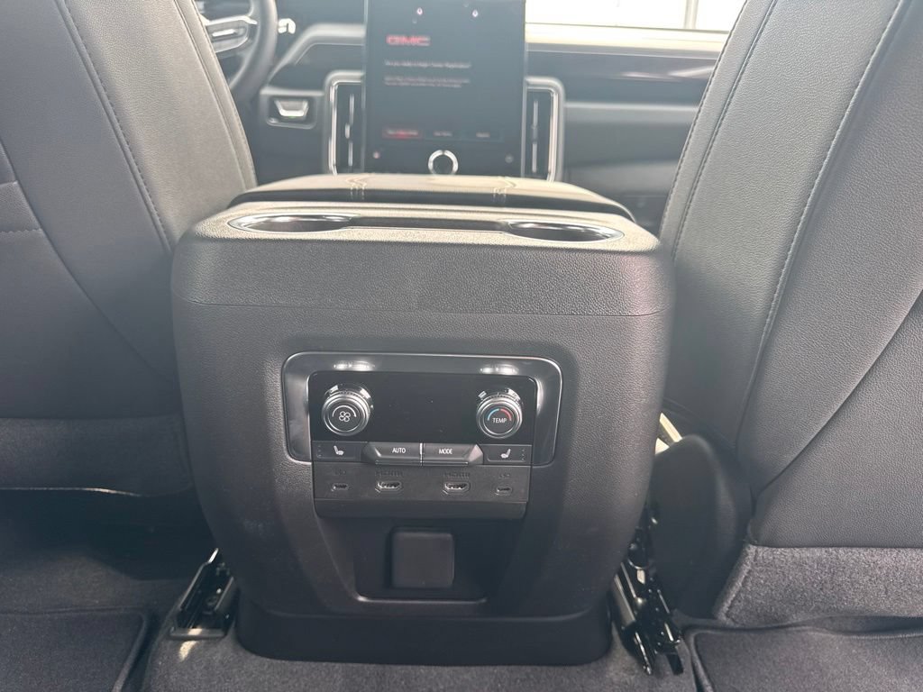 New 2026 GMC Yukon XL Elevation w/ Elevation Premium Package AWD/4WD image 25