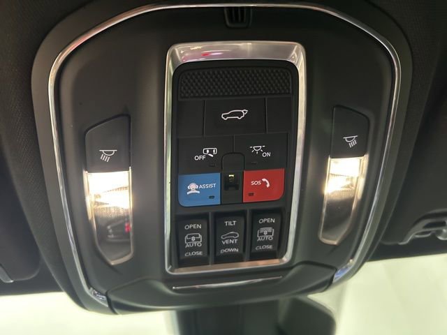 Used 2023 Jeep Wagoneer Series II w/ Convenience Group I image 16