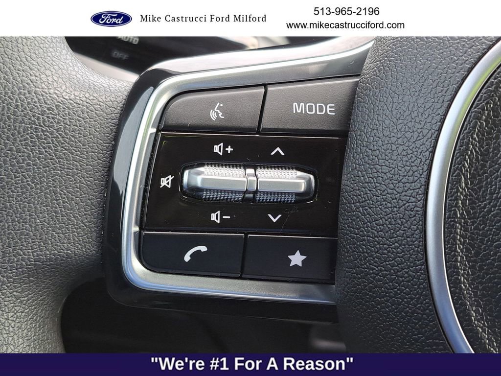 Used 2024 Kia Sorento LX image 17